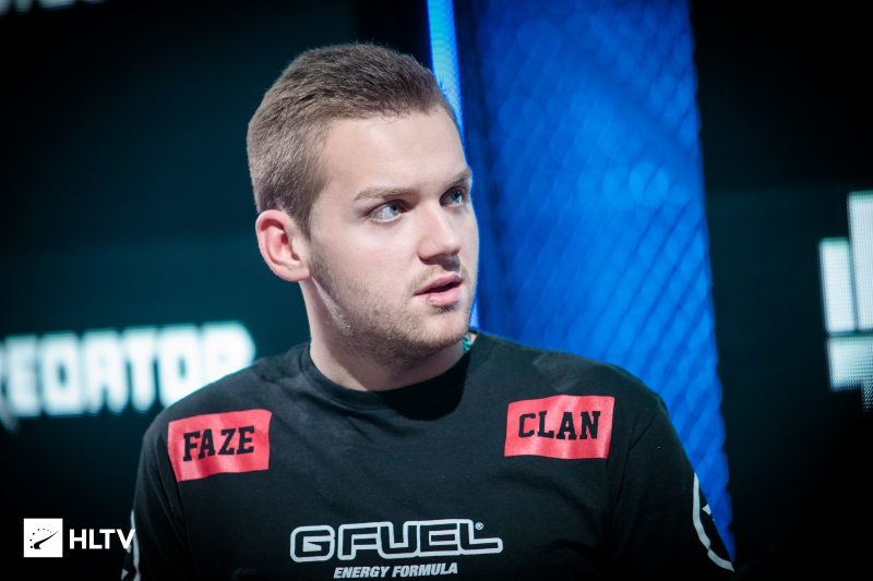 lux ：我从未设想过能以13-0的比分晋级Major