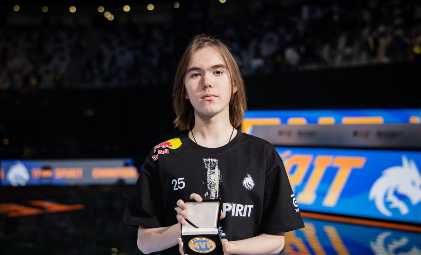 四连胜锁定B组第一！RNG晋级2023德玛西亚杯八强！